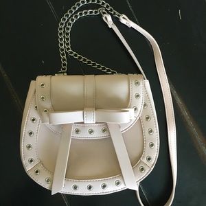 Express crossbody